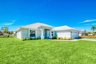 VILLA APOLLO - 3,5 BEDS - 2,5 BATHS - 8 GUESTS - WATERVIEW & POOL/SPA - INCL. 10% OFF BOAT RENTAL - Cape Coral - 9