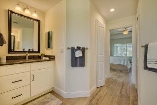 VILLA APOLLO - 3,5 BEDS - 2,5 BATHS - 8 GUESTS - WATERVIEW & POOL/SPA - INCL. 10% OFF BOAT RENTAL - Cape Coral - 2