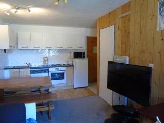 Appartement cosy 3 pièces pour 6 pers. à Valfréjus, proche télécabine et commerces, avec balcon - FR-1-561-65 - Modane - 9
