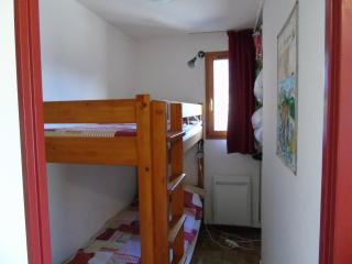 Appartement cosy 2 pièces + cabine, 6 pers., proche télésièges, commerces, avec balcon et équipement complet - FR-1-561-28 - Valfréjus - 4