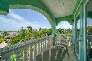 Waterfront Luxury w/ Heated Salt Pool & Golf Cart - 3