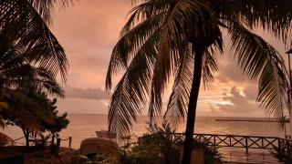 On The Beach - Seaside Sunrise Haven 3 Bedrooms SEA VIEW - 8