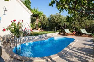 Villa Ela - 2