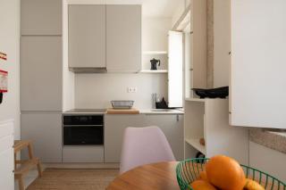 Cosy Minimalist duplex - Porto - 5
