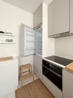 Cosy Minimalist duplex - Porto - 4