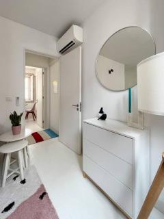 Cosy Minimalist duplex - Porto - 1
