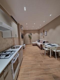 Piccole Donne - Neapel - 2