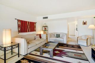 Pet-Friendly Mesa Retreat with Patio and Pool Access - Mesa - 5