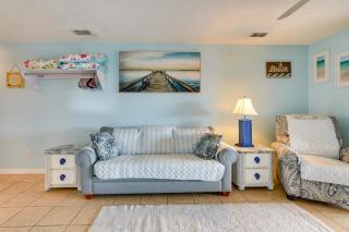 Panama City Beach Getaway - Walk to Beaches! - Panama City Beach - 5