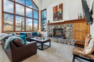 Highlands Lodge 309 - 1