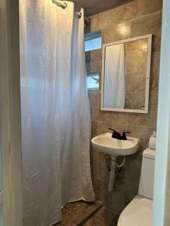 Casa Vázquez , "Como en casa" , hospédate con nosotros y recibirás una atención personalizada, servicio y confort nos distingue. - 1