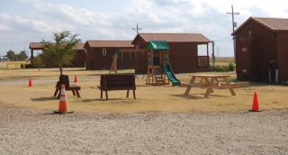 Silver Wind RV Park and Cabins - - 4