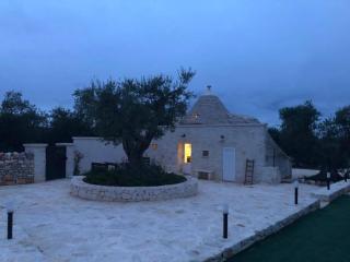 Trullo dell' Edera con piscina privata - Alberobello - 3