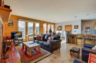 Heated Pool Access and Near Skiing Colorado Retreat - Silverthorne - 6
