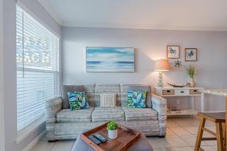 Octopus Gardens Private Boardwalk to the Beach Great Gulf views - 7