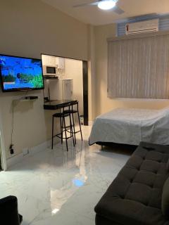 Studio reformado Copanema - Rio de Janeiro - 0
