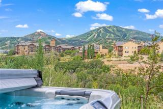 Huge Deer Vally Views, Game Room, 2 Primaries, 1GB Wi-Fi - Heber City - 0