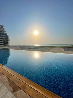 Modern 1 Bedroom Apartment Yas island with private beach - 9