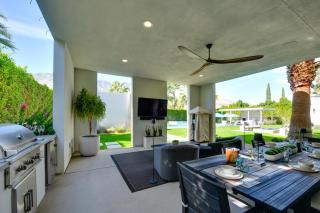 Mtn Views and Outdoor Oasis Palm Springs Home! - Palm Springs - 9