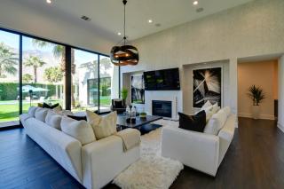 Mtn Views + Outdoor Oasis: Palm Springs Home! - 7