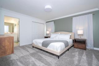 Brand new cozy home at Storey lake - 6
