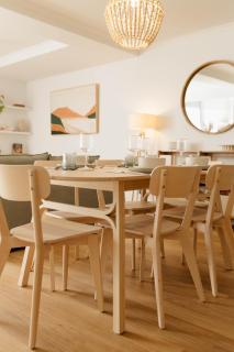 Vida Central - 2 bed, 1.5 bath w parking, gym & pool - Newcastle - 9