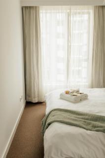 Vida Central - 2 bed, 1.5 bath w parking, gym & pool - Newcastle - 2