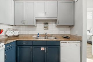 Laketown Wharf #1007 by Nautical Properties - 2