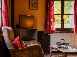 Attractive Chalet in Vielsalm with Large Garden - Ennal - 5