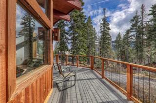 Sherwood Chalet - Quiet 3 BR in Ward Canyon, Private Hot Tub, Near Sherwood Chairlift - Tahoe City - 9