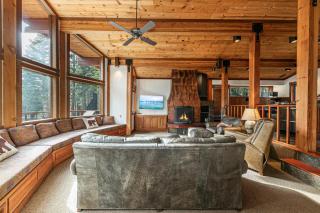 Sherwood Chalet - Quiet 3 BR in Ward Canyon, Private Hot Tub, Near Sherwood Chairlift - Tahoe City - 6