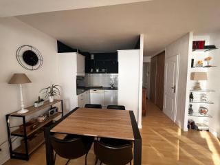 Studio spacieux face mer avec balcon et garage, proche plage et commerces aux Sables-d'Olonne - FR-1-197-561 - 7