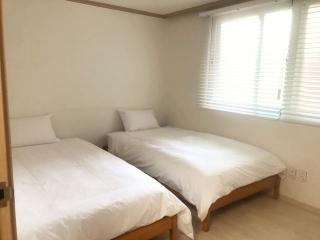 Hongdae cozy house 2rooms 3beds - Seul - 1