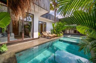 Yogi Surf Villas Complex Canggu - Canggu - 8