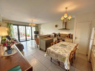 Appartement PMR avec Terrasse au Cœur de Granville, Proche Plage et Port - FR-1-361-508 - Granville - 9