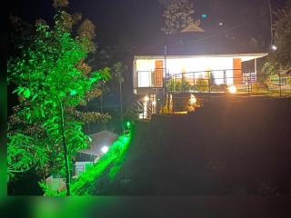Earth Lounge Resort - Vagamon - 3