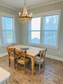 2 Bedroom Dog Friendly Cottage with Bunks, Sleeps 10, Heated Outdoor Pool, Walk to Beach - Gulf Shores - 6