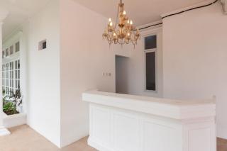 Urbanview Hotel De Breeze Kemang Jakarta by RedDoorz - Jacarta - 4