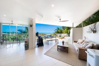 Picture Perfect On Azure - Airlie Beach - 0