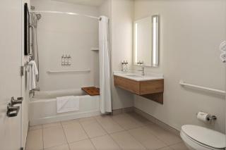 Staybridge Suites Minneapolis-Maple Grove by IHG - Maple Grove - 6