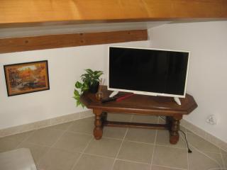 T 2 avec velux sous les combes de 34 m2 - 4