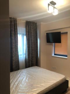 Apartament cu 3 camere Rovine - 1