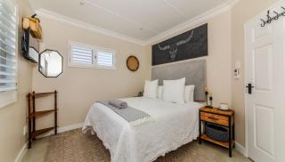 17 Malibu, Beverly Hills Estate - 7