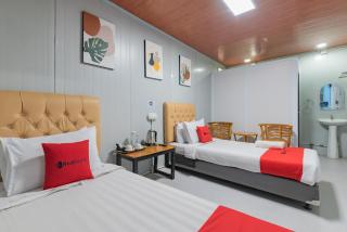 RedDoorz Container @ Teras Cimanuk Garut - 0