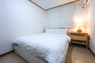 Cozy and Comfy House/ Hongik St. Exit 2 10min - Seul - 9