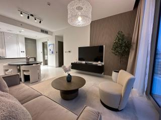 Oraya - Skyline Serenity at 1BR in District One - Dubai - 1