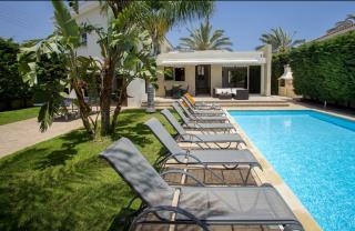 Soothing Sunset Villa With Private Pool, 200m from the Beach - Perivólia - 9