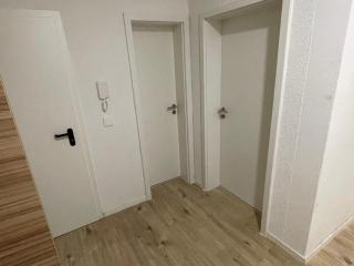 Timeless: Große Moderne 4 Zimmer Wohnung - Ludwigsburg - 8