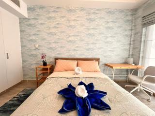 Direct Beach Access Two Bedroom Two Storey - 7