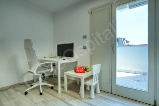 GuestHost - La Perla Charming Apartment with Balcony! - 1
